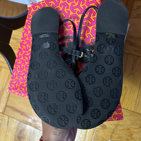 Tory Burch Ali Thong Sandals - Picture 3 of 4